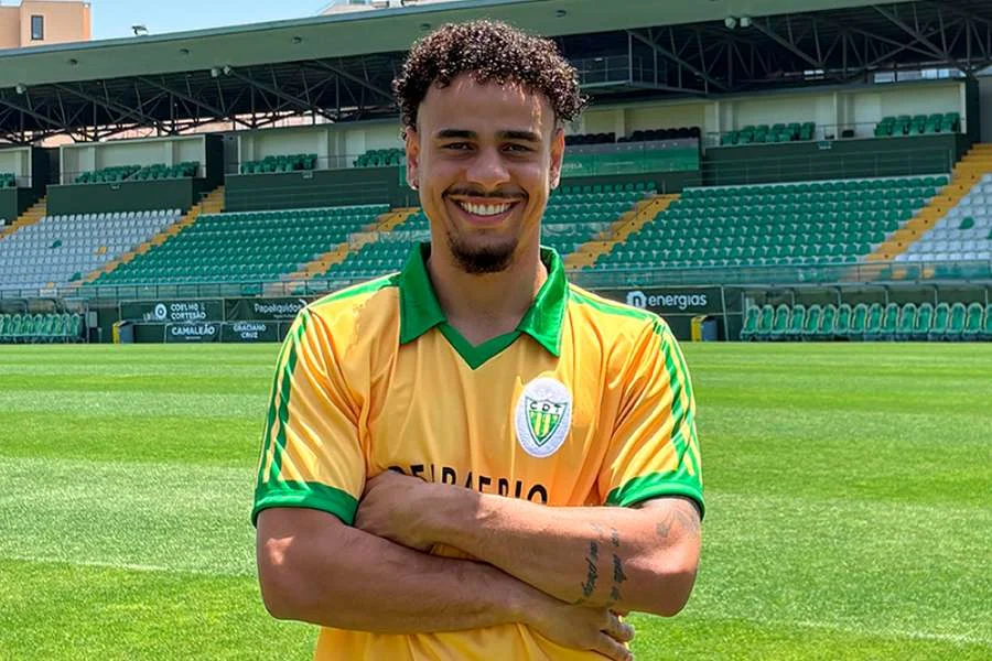 Joao Lima No Cd Tondela