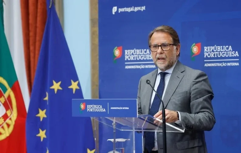 Ministro Da Adm Interna Luis Neves 2