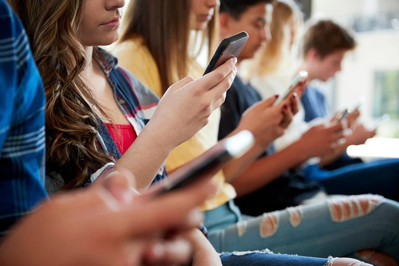 Telemóveis Nas Escolas