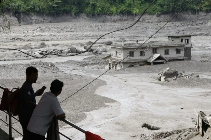Inundacao Sismo Nepal
