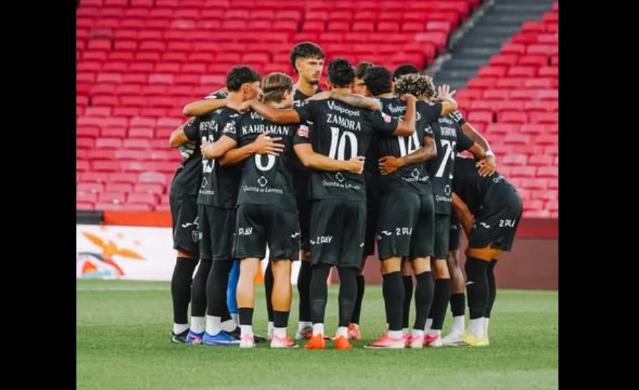 Jogo Do Academico Na Luz