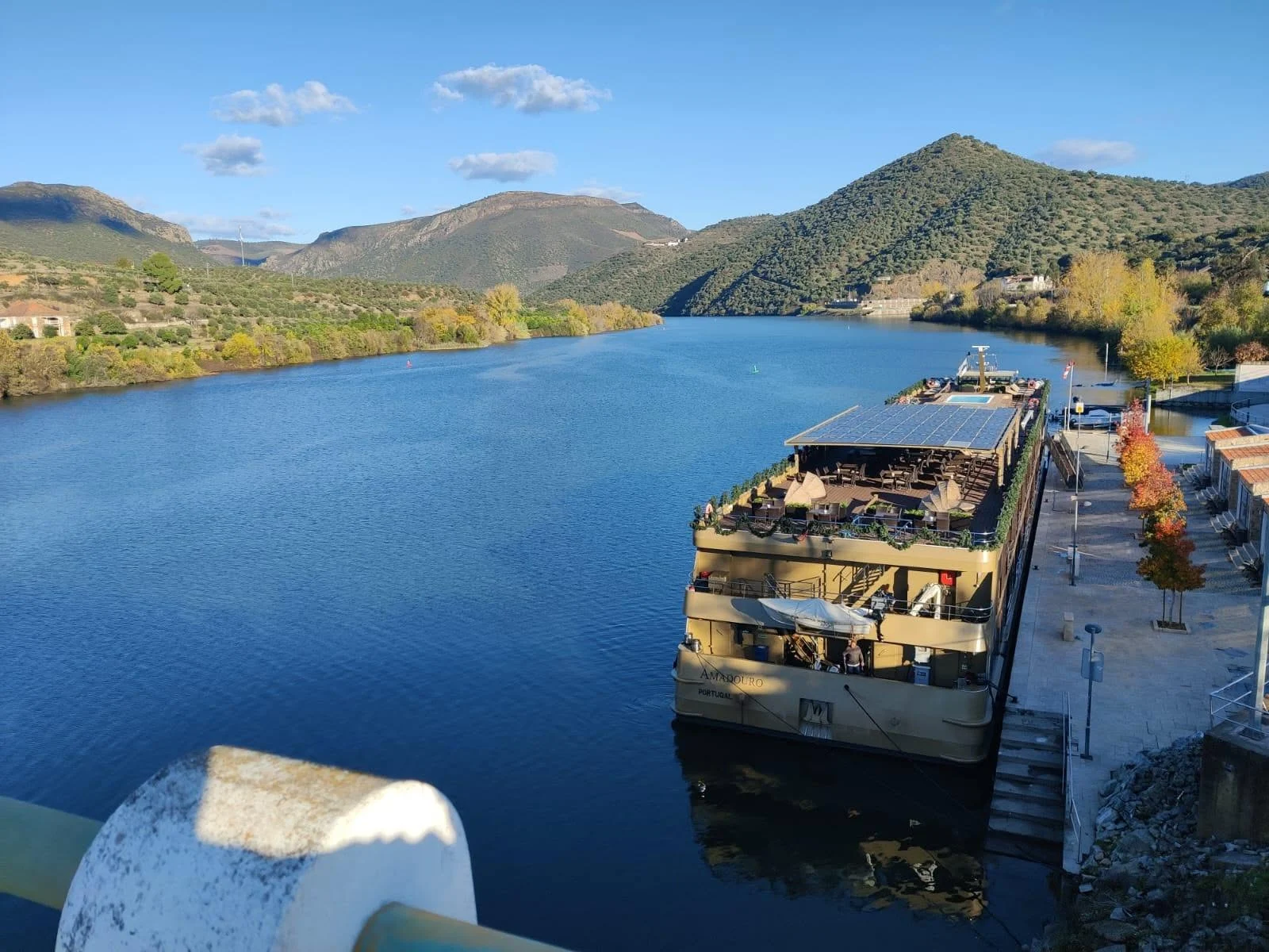 Via Navegável Do Douro