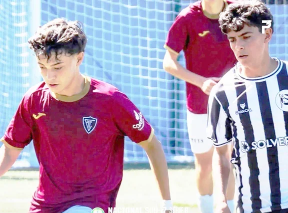 Académico De Viseu Condseguiu Vitória Sólida Em Casa Frente Ao Sc Espinho Em Juvenis Foto Dr