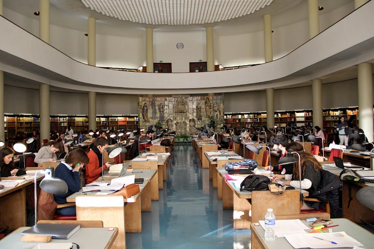 Biblioteca Geral Da Universidade De Coimbra