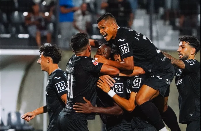 Estrela Da Amadora Academico