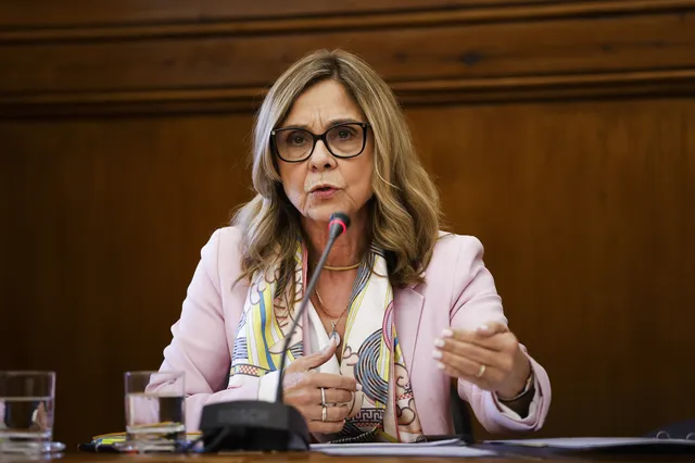 Ministra Da Saúde Ana Paula Martins