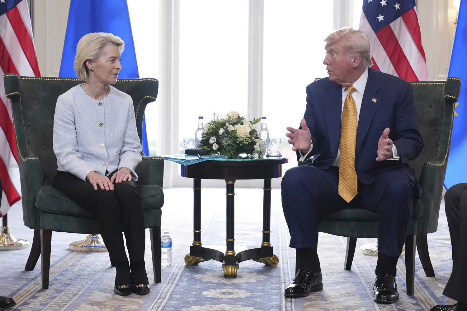 Ue Leyen Com Trump