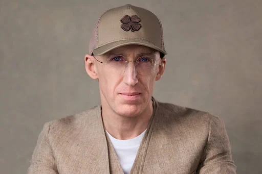 Uri Foto