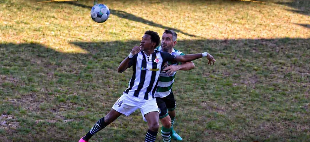 Af Viseu Lusitano Goleia Em Santar