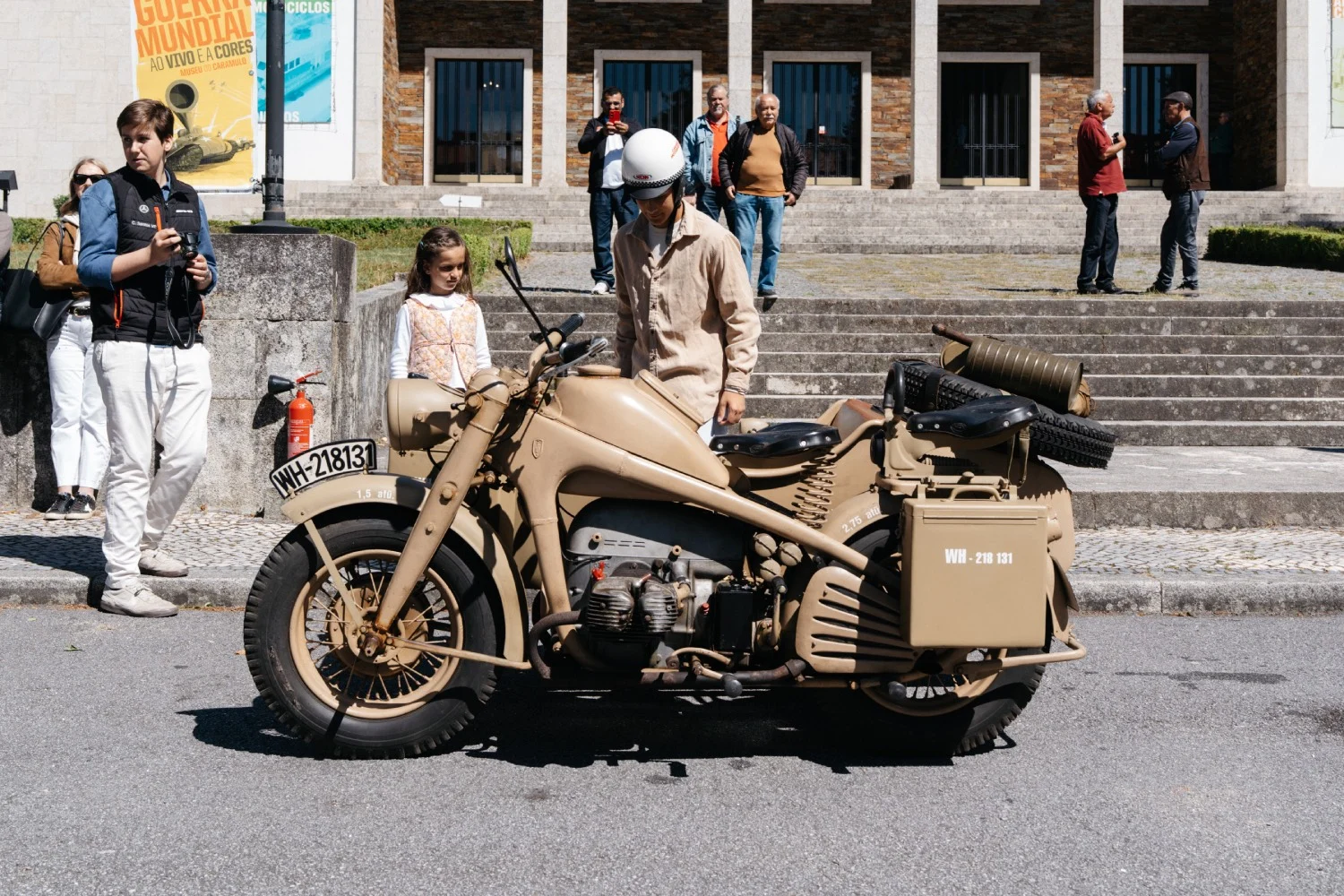 Caramulo O Museu Na Rua