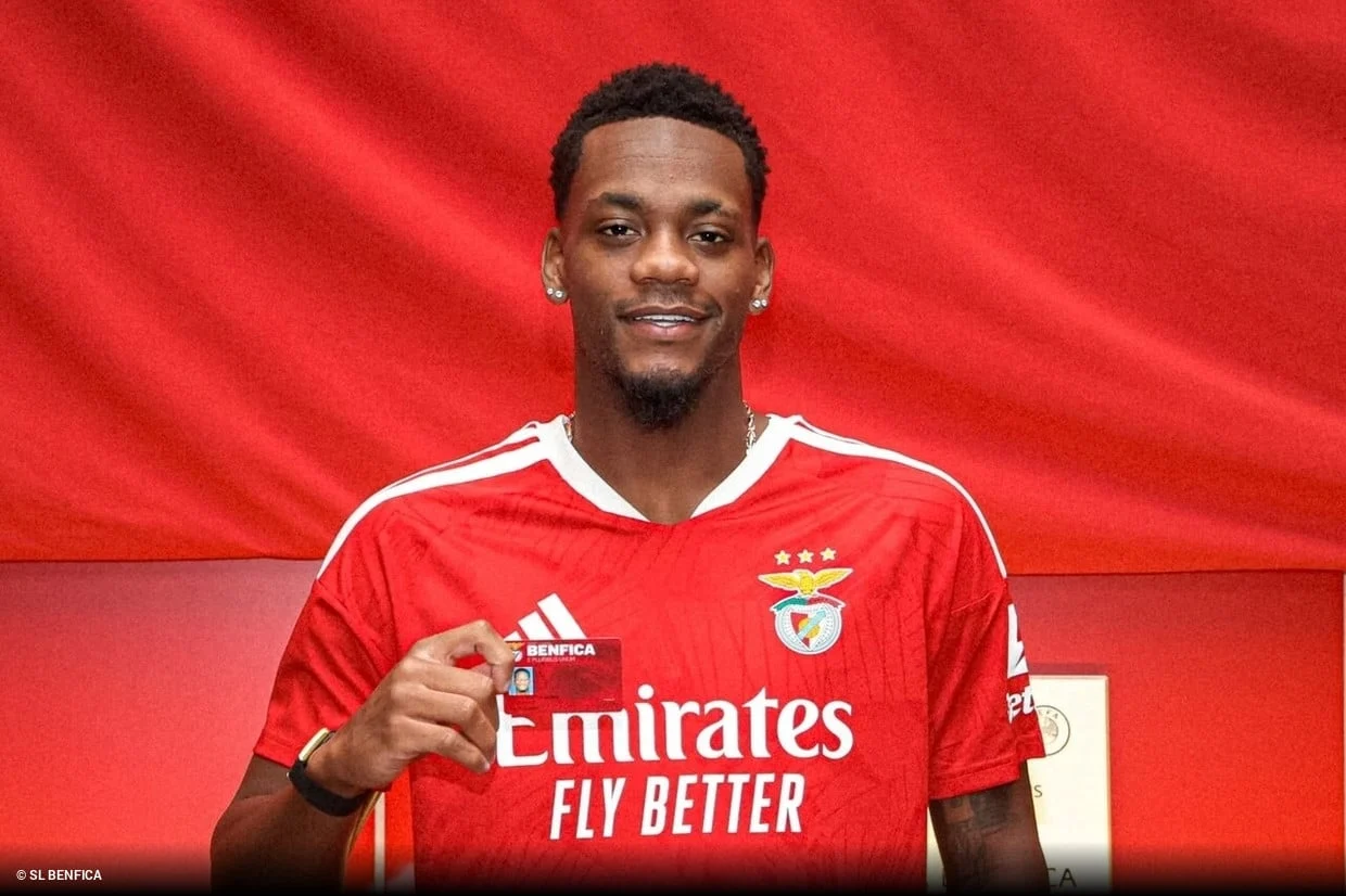 Jhon Durán Benfica Cartão Vermelho