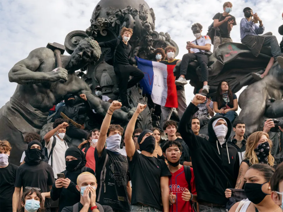 Protestos Estudantes Em França