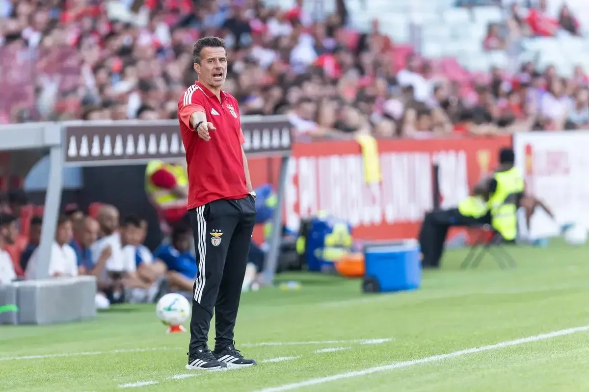 Treinador Marco Silva Benfica